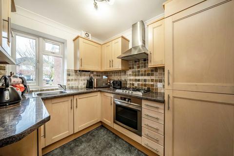 2 bedroom maisonette for sale, Wolsey Road, Sunbury-On-Thames TW16