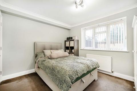 2 bedroom maisonette for sale, Wolsey Road, Sunbury-On-Thames TW16