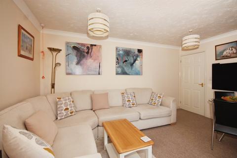 1 bedroom apartment for sale, Coventry Road, Warwick