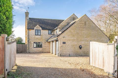 4 bedroom detached house for sale, Court Gardens, Stanton St. Quintin