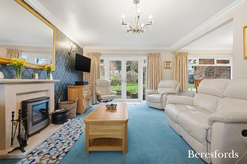 4 bedroom detached house for sale, Long Meadow, Hutton, CM13