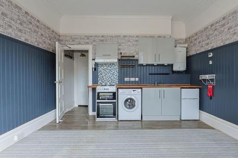 Studio for sale, Stourcliffe Avenue, Bournemouth