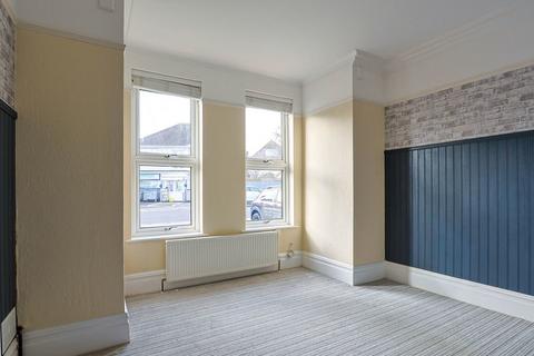 Studio for sale, Stourcliffe Avenue, Bournemouth