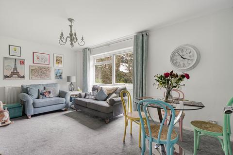 2 bedroom apartment for sale, Warham Road , South Croydon