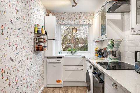 2 bedroom apartment for sale, Warham Road , South Croydon