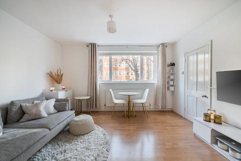 Studio for sale, Newcourt Street, St Johns Wood, London, NW8