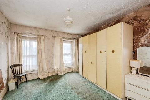 4 bedroom detached house for sale, Davies Road, Pontardawe, SWANSEA