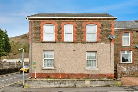 4 bedroom detached house for sale, Davies Road, Pontardawe, SWANSEA
