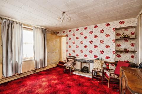 4 bedroom detached house for sale, Davies Road, Pontardawe, SWANSEA