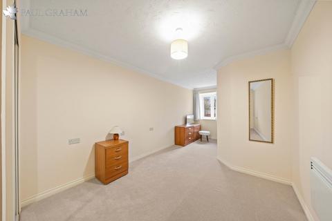 1 bedroom apartment for sale, Brambledown Road, Wallington