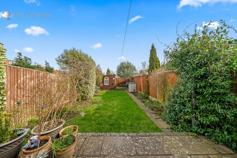 3 bedroom end of terrace house for sale, Cowper Gardens, Wallington