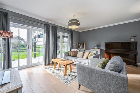 undefined, Applegate Court, Appledore, Ashford, Kent TN26 2AQ
