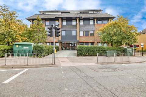 Aldenham Road, Bushey