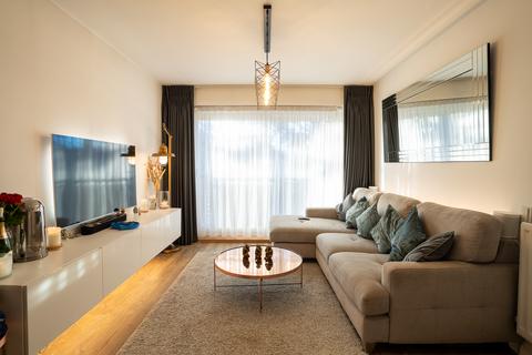 2 bedroom flat for sale, Allwoods Place, Hitchin