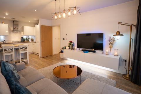 2 bedroom flat for sale, Allwoods Place, Hitchin
