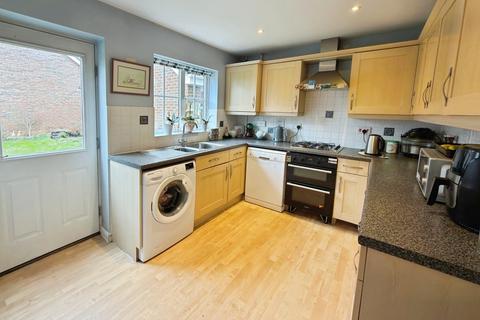 3 bedroom detached house for sale, Bronze Close, Basingstoke RG22