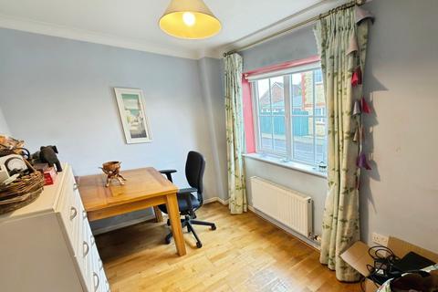 3 bedroom detached house for sale, Bronze Close, Basingstoke RG22