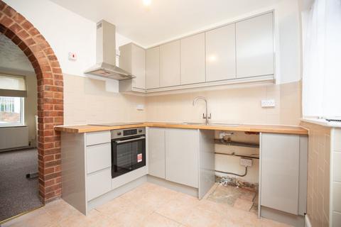 2 bedroom terraced house for sale, Richmond Road, Atherstone