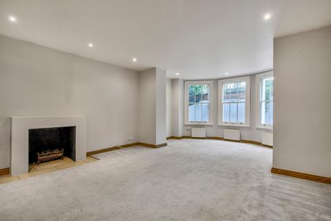 3 bedroom flat to rent, Gledhow Gardens, South Kensington, London, SW5