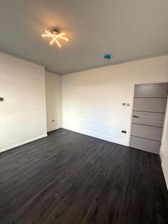 4 bedroom terraced house to rent, Spring Grove Walk, Leeds LS6