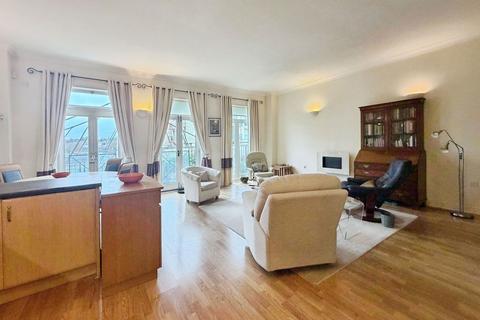 2 bedroom flat for sale, Victoria Bridge Road, Bath BA1