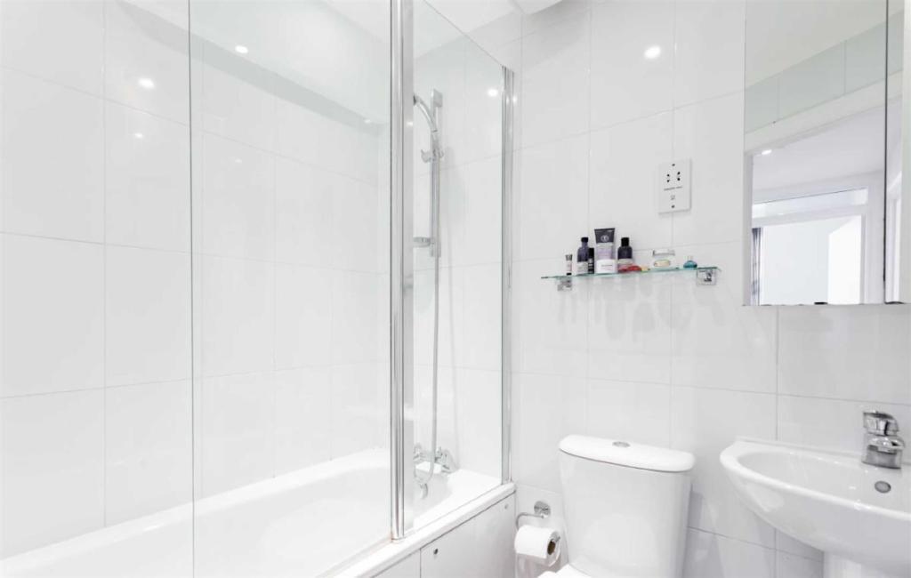 Lambolle-road-london-nw3