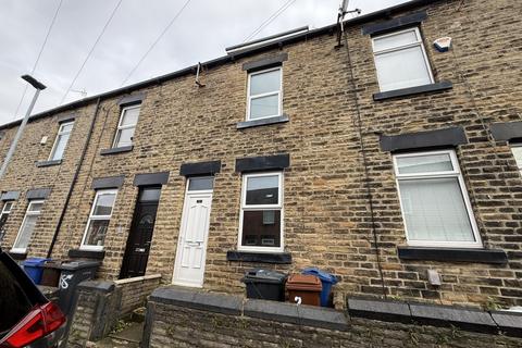 4 bedroom house to rent, Blenheim Road, Barnsley