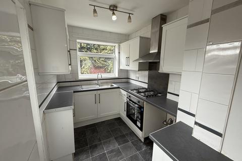 4 bedroom house to rent, Blenheim Road, Barnsley