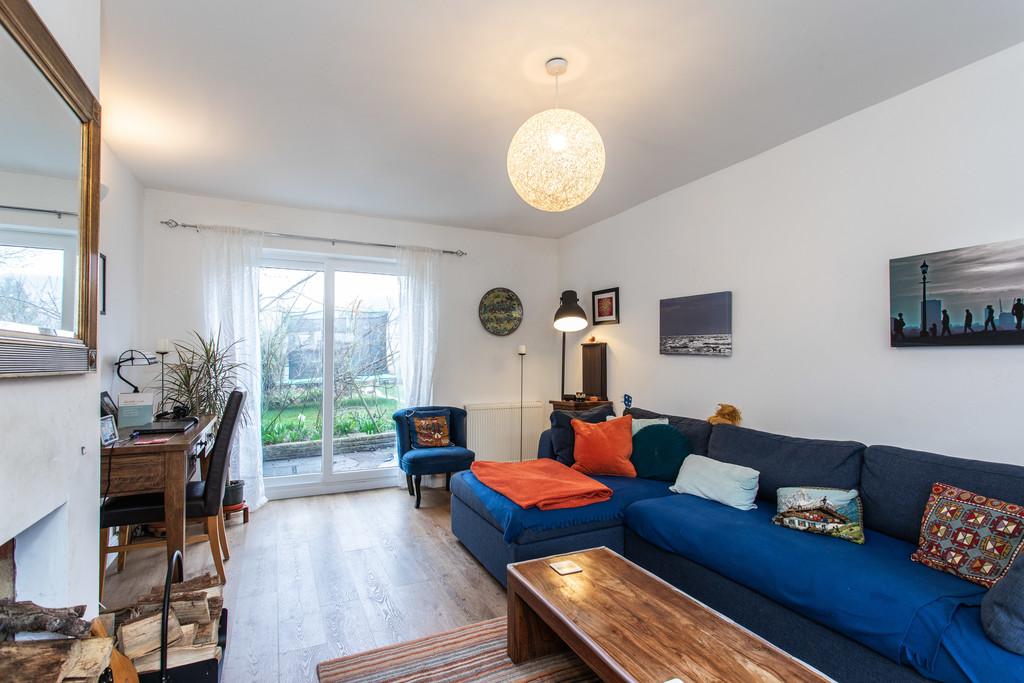 28 Stapely Road8