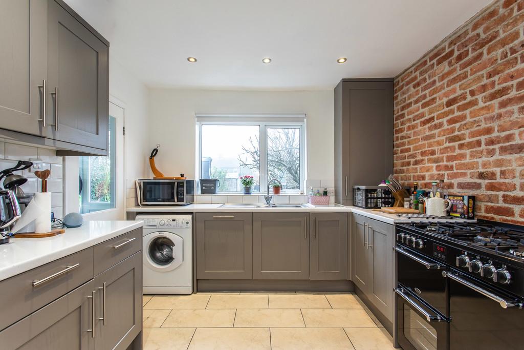 28 Stapely Road15