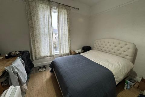 undefined, Downs Road, London E5