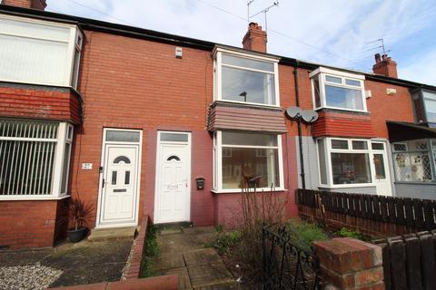 2 bedroom terraced house to rent, Grove Avenue, Doncaster DN5