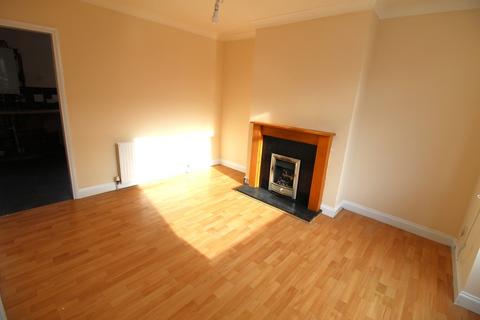 2 bedroom terraced house to rent, Grove Avenue, Doncaster DN5