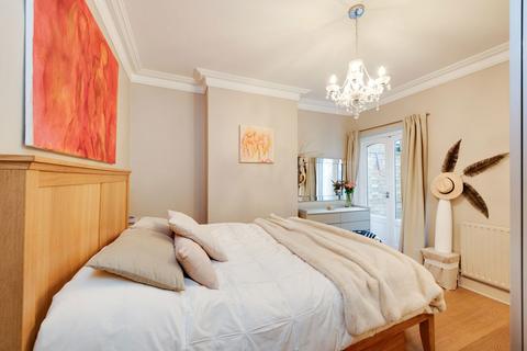 1 bedroom flat to rent, Lambrook Terrace, London SW6