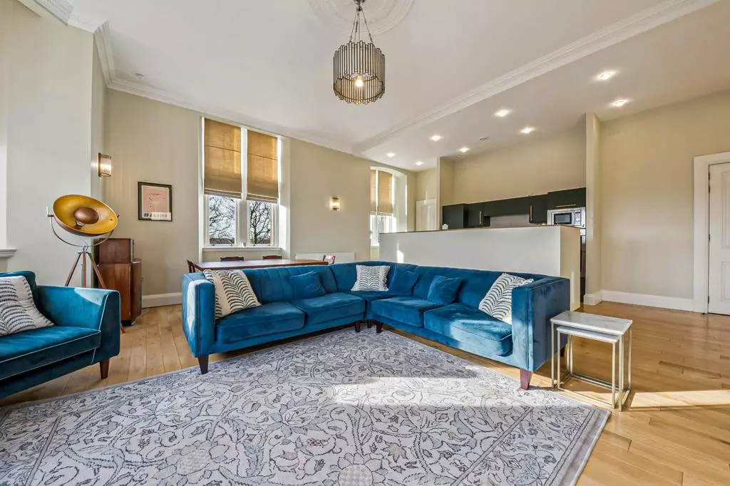 3 bedroom apartment for sale - Photo 7