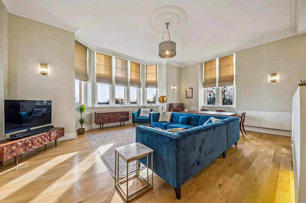 3 bedroom apartment for sale - Photo 9