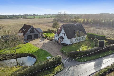 4 bedroom detached house for sale - Buxhall Road, Brettenham