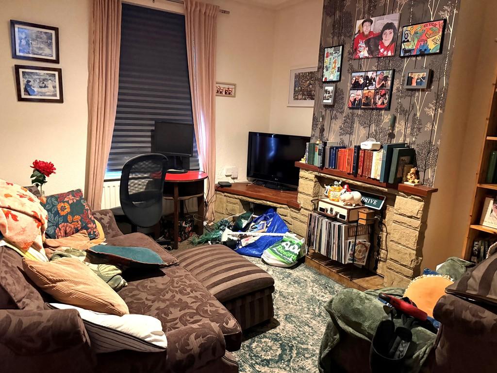 Front sitting room