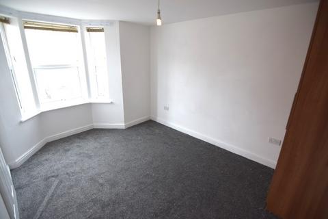 2 bedroom flat to rent, Grosvenor Street, Blackpool