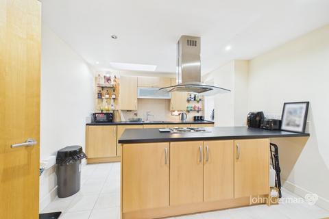 1 bedroom flat for sale, Castlegate, Tutbury