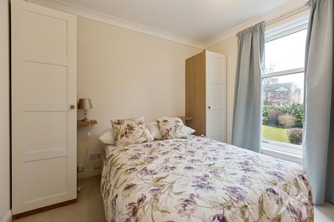 1 bedroom apartment to rent, Flat A 15 Hughenden Gardens Glasgow G12 9XW