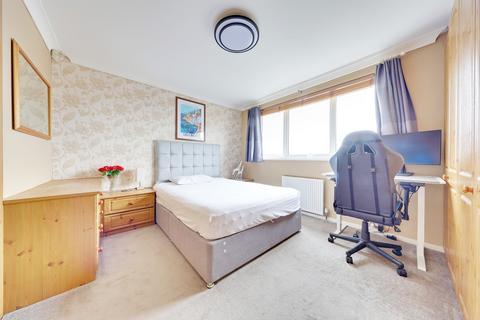 4 bedroom semi-detached house for sale, Nicolson Road, Orpington
