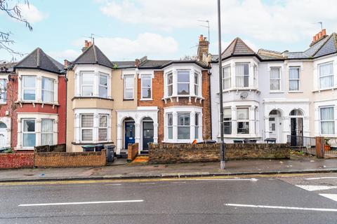 2 bedroom flat for sale, Wightman Road, Harringay N8