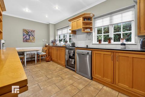 4 bedroom detached house for sale, Queen Charlotte Drive, Creigiau, Cardiff