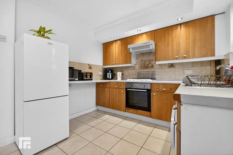 undefined, Hinchsliff Avenue, Barry CF62