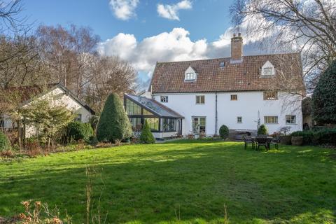 5 bedroom detached house for sale, Keswick, Norwich