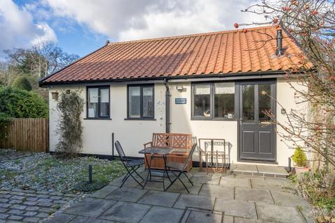 5 bedroom detached house for sale, Keswick, Norwich
