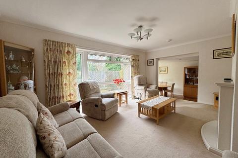 3 bedroom detached bungalow for sale, Elizabeth Way, Kenilworth