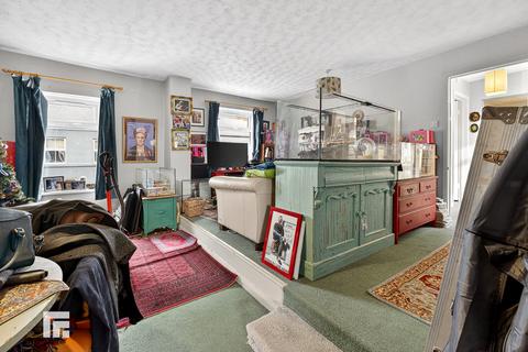 3 bedroom end of terrace house for sale, Severn Grove, Pontcanna, Cardiff