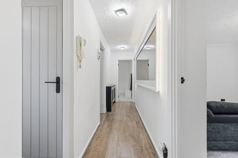 2 bedroom apartment for sale, Frobisher Road, St. Albans